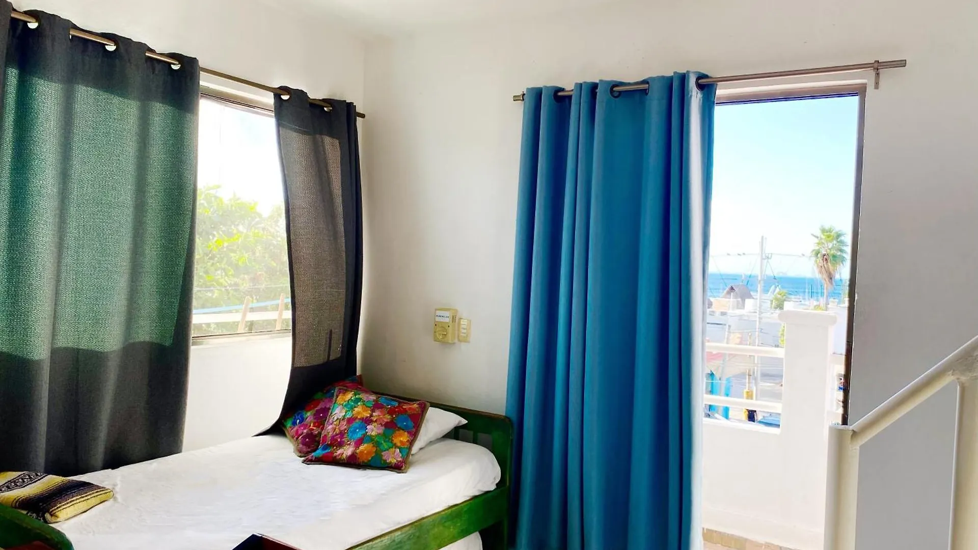 Vista Al Mar 1, Isla Mujeres Apartment